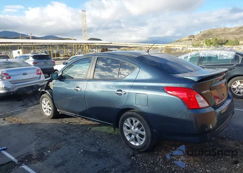 2015 Nissan Versa 1.6 Sv z USA, uszkodzony, nr VIN 3N1CN7AP6FL896340